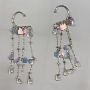 Shell dangle earrings